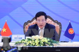 L’ASEAN continue à avancer fermement et collectivement