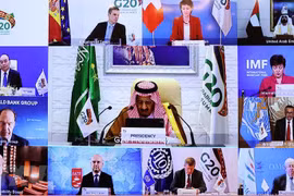 Le Premier ministre Nguyen Xuan Phuc assiste au Sommet virtuel du G20