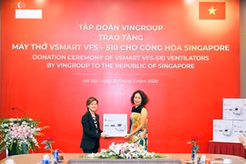 Vingroup offre 1.000 respirateurs à la Russie, l'Ukraine et Singapour