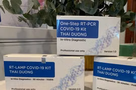 Le Vietnam présente de nouveaux kits de test de coronavirus qui répondent aux normes internationales