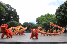 Diverses activités culturelles en juin dans les rues piétonnes de Hô Guom