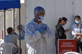 COVID-19 : le Kazakhstan reçoit des fournitures médicales du Vietnam