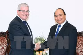 Les ambassadeurs de l'Australie et du Danemark s’engagent à contribuer au développement du Vietnam