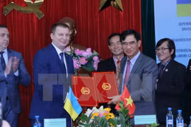 Dong Nai et Ternopil (Ukraine) coopèrent pour le développement industriel