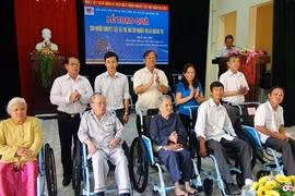 Œuvrer ensemble pour aider les handicapés