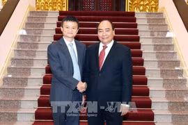 Le Premier ministre reçoit le président du groupe Alibaba