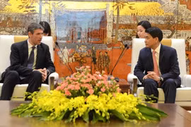 Renforcer l'échange commercial entre Hanoi et les entreprises britanniques