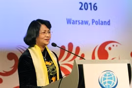 La vice-présidente du Vietnam Dang Thi Ngoc Thinh part pour la Mongolie et le Japon