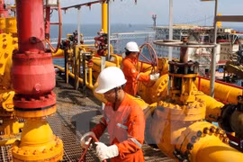 L'ASEAN coopère pour faire faire à la baisse du prix du pétrole