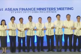 L'ASEAN s'engage à stabiliser le marché financier et promouvoir la croissance économique