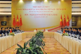 Les relations Vietnam-Chine s'orientent vers un développement sain et durable 