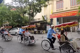 Hausse du nombre de touristes étrangers à Hanoï et à Thua Thiên-Huê au premier semestre