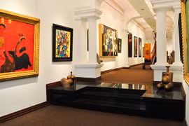 The Australia loue le développement artistique de Hanoï