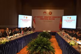 Conférence ministérielle sur les liens économique Vietnam-Singapour