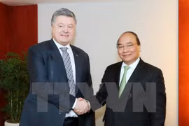 Activités du Premier ministre Nguyên Xuân Phuc à Davos