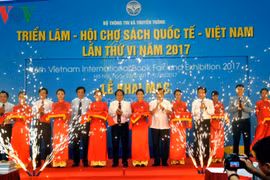 Ouverure du 6e Salon international du livre du Vietnam à Hanoï