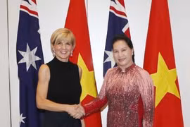 La présidente de l’AN Nguyen Thi Kim Ngan rencontre la ministre australienne des AE 