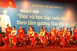 Valoriser la culture de la lecture et l’exemple moral du Président Hô Chi Minh
