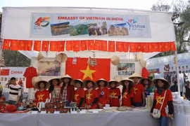 Le Vietnam à la Foire caritative Bazaar en Inde 