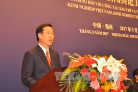 Le 13e colloque de théorie entre le PCV et le PCC a lieu en Chine