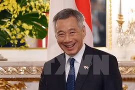 Le Premier ministre singapourien entame sa visite officielle au Vietnam