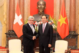 Le Vietnam prend en haute considération les relations avec la Suisse 