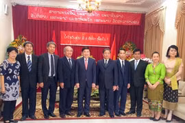 Un dirigeant de HCM-Ville félicite le Laos pour la Fête nationale 