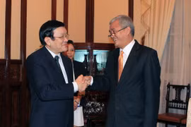 Le président du Vietnam Truong Tan Sang et l'ambassadeur du Bangladesh Supradip Chakman. Source: VNA
