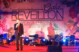 L'ambassadeur de France au Vietnam, Jean-Noël Poirier, prend la parole dans la soirée de gala «Jardin du printemps», le 31 janvier à Hanoi.