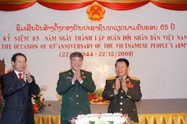 L'anniversaire de l'Armée du Vietnam fêté à l'étranger