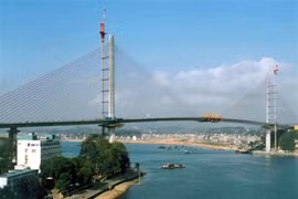 Le pont de Bai Chay, province de Quang Ninh. Photo/VNA