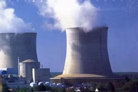 Annonce des sites des deux centrales nucléaires 