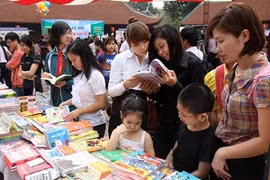 Le 2e salon du livre du Vietnam sera organisé à Hô Chi Minh-Ville du 18 au 21 avril sur le thème «Histoire de la fierté et résister pour un bel avenir». 