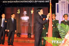 Le président du Vietnam, M. Truong Tan Sang, à la cérémonie de célébration du 210e anniversaire de Thanh Dong et du 60e anniversaire de la libération de la ville de Hai Duong. Source: VNA