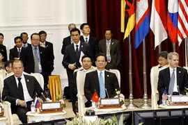 Le PM Nguyen Tan Dung au 7e Sommet de l'Asie de l'Est à Phnom Penh (Photo: Duc Tam/AVI)