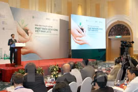 Le vice-premier ministre (PM) vietnamien Vu Duc Dam lors du forum des entreprises pour le développement durable Vietnam 2015. Photo/VNA