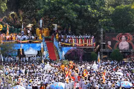 Quan The Am –Ngu Hanh Son est l'une des 15 plus grandes fêtes annuelles du pays. Photo : VNA