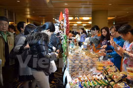 Le stand du Vietnam lors de la 39e foire de charité de la Société amicale des Femmes d'Asie-Pacifique. Photo: VNA