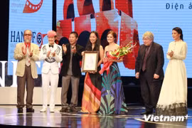 Le film vietnamien “Flapping in the middle of nowhere” a obtenu le Prix spécial du jury pour le long-métrage. Photo : VNA