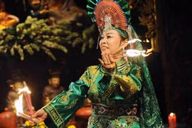 Le châu van est également connu sous le nom de hat van ou hat bong. Photo : Minh Duc/VNA