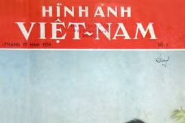 Le Numéro 1 intitulé «Les images du Vietnam» publié le 15 octobre 1954. Photo : VNP