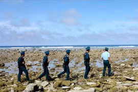 Les soldats s'efforcent toujours de défendre la souveraineté insulaire et maritime du pays. Photo : VNA