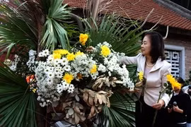 Une présentation de l'Ikebana à Hanoi 