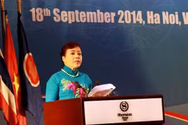 La ministre vietnamienne de la Santé, Nguyen Thi Kim Tien, prononce un discours lors de la 12e conférence des ministres de la Santé de l'ASEAN. Photo : VNA