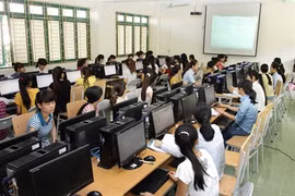 Concernant les ressources humaines, Quang Ninh accorde une priorité à l’industrie, au commerce, aux services prestataires, à la production agricole basée sur les hautes technologies, à l’économie maritime. 