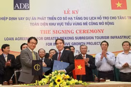 La cérémonie de signature a lieu mardi 25 novembre à Hanoi. Photo : VNA