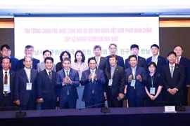 Le Premier ministre Pham Minh Chinh rencontre des amis sud-coréens à Séoul. Photo: VNA
