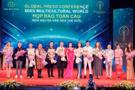 Les délégués lors d'une conférence de presse sur le concours Miss Monde Multiculturel. Photo: CTV/VietnamPlus