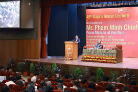 Le Premier ministre Pham Minh Chinh prononce un discours politique prononcé jeudi 1er août au Conseil indien des affaires mondiales (ICWA) à New Delhi, le 1er août 2024. Photo : VNA
