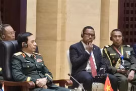 Le ministre de la Défense Phan Van Giang à la réunion informelle des ministres de la Défense ASEAN - États-Unis, à Vientiane, le 20 novembre. Photo : VNA